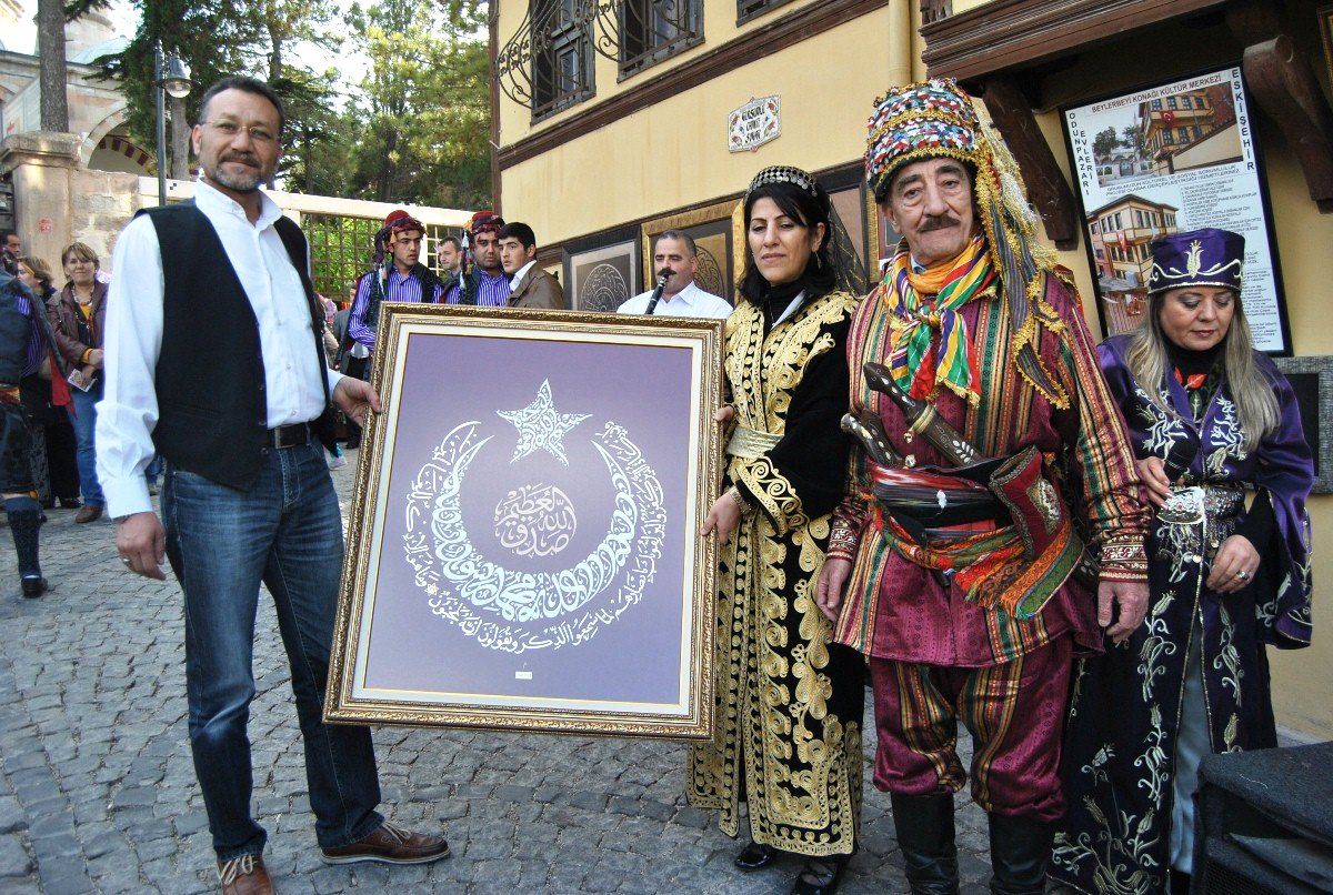 Deriden Hatlar Göz Kamaştırdı