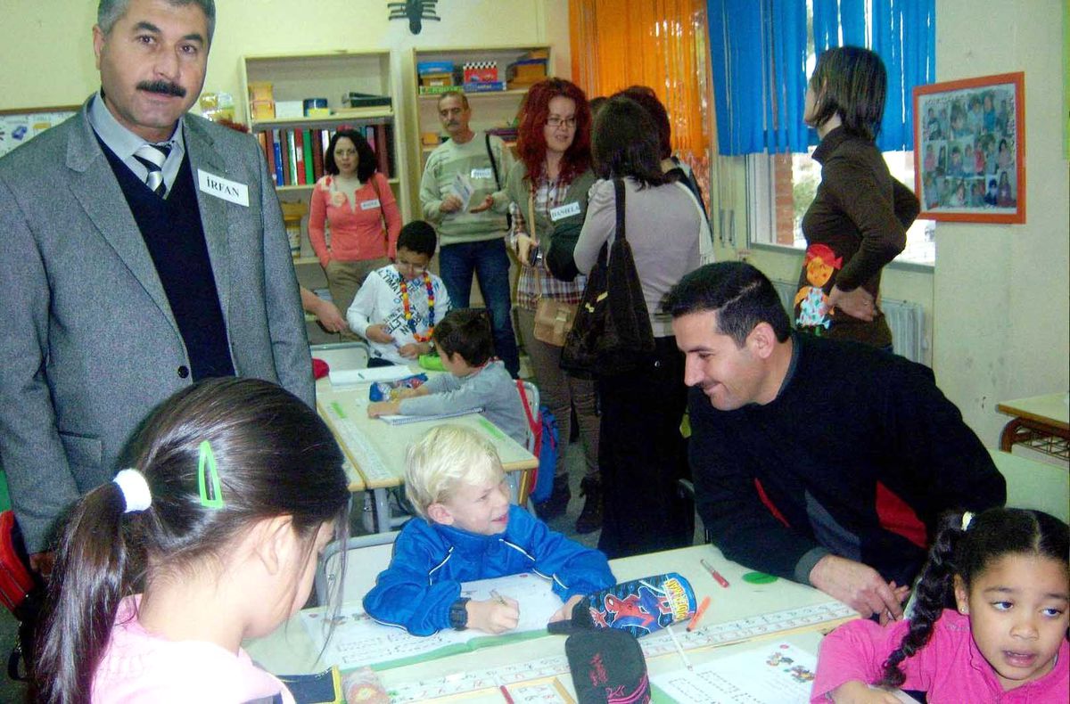 Dumlupınarlı Öğretmenler İspanya\'dan Döndü