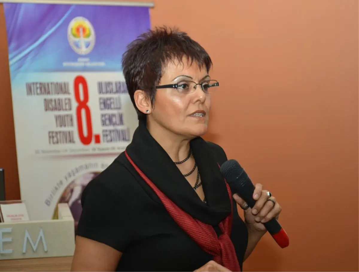 Engelli Ailelerine Eğitim Semineri