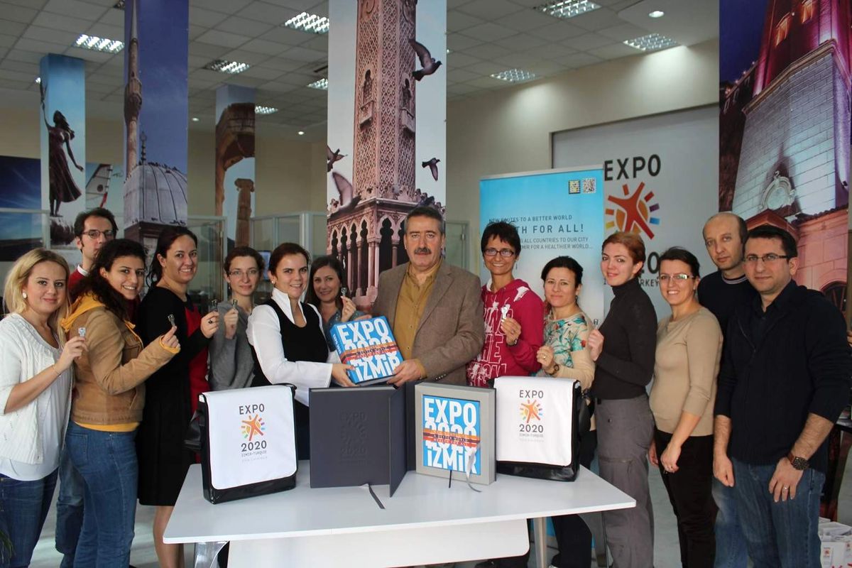 İzmir, Expo 2020 Adaylık Dosyasını Tamamladı
