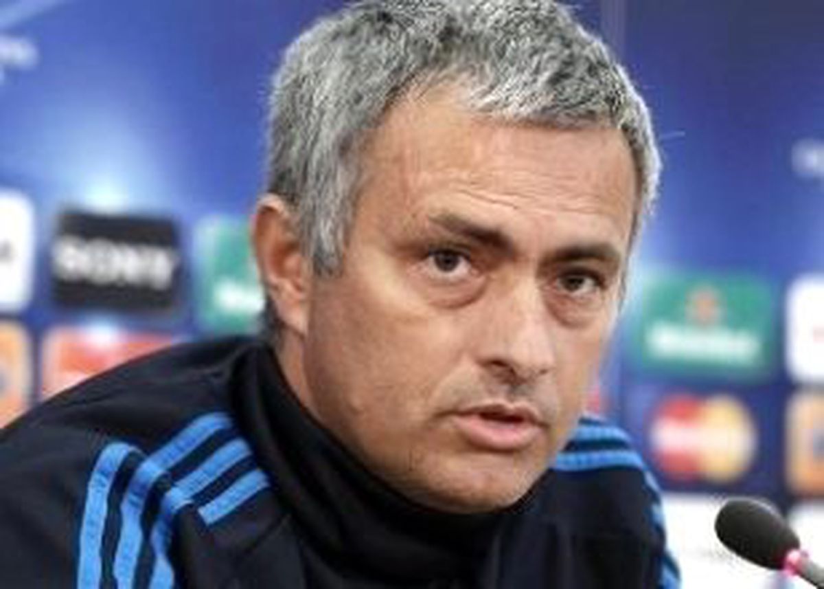Mourinho Bombaladı: "Beni Islıklayın"