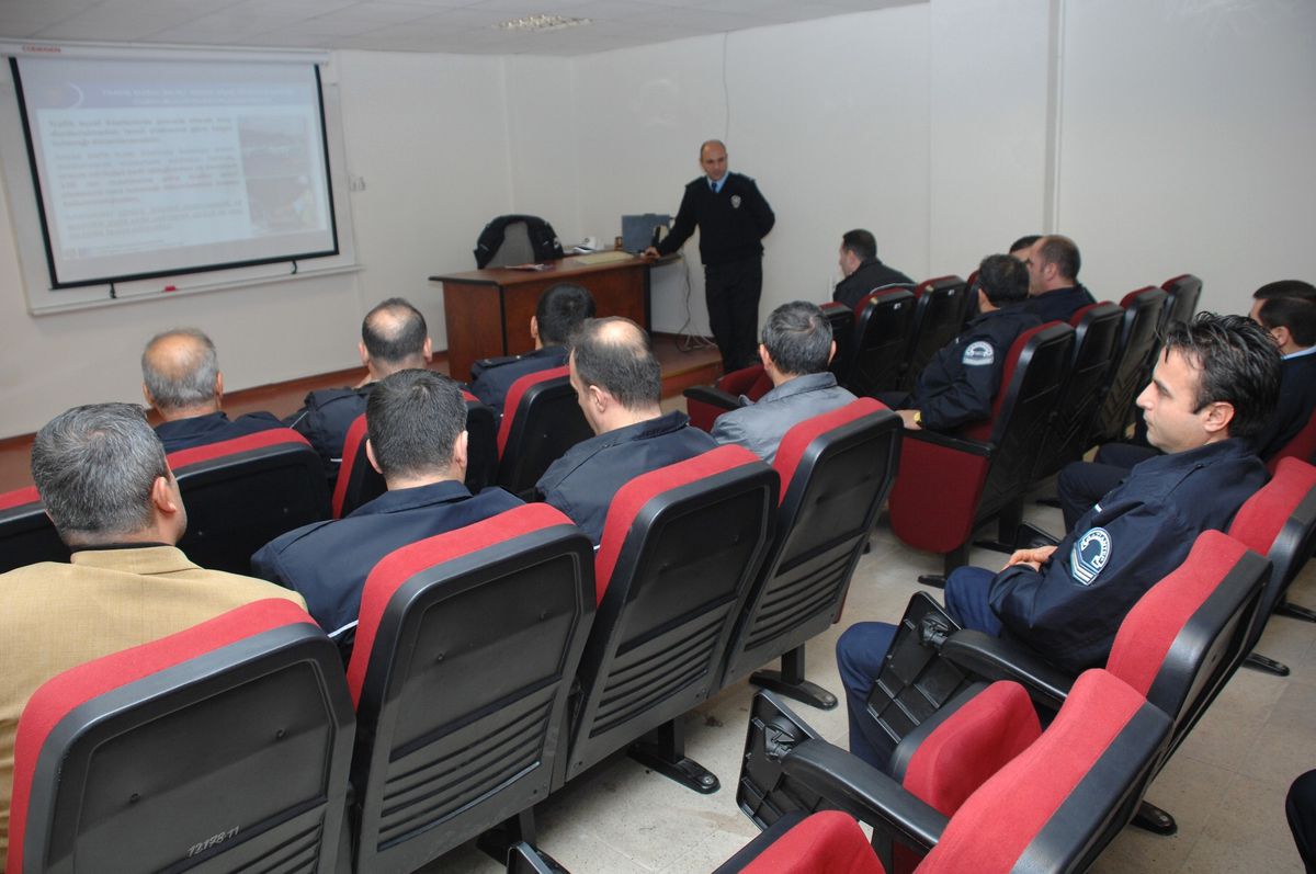 Polise "Trafikte Kural İhlali Tespit Tutanağı Düzenleme Eğitimi"