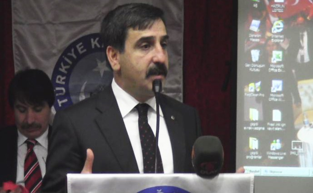 "Sağlık Çalışanlarının Memnuniyeti İçin Çaba Sarf Edilsin"