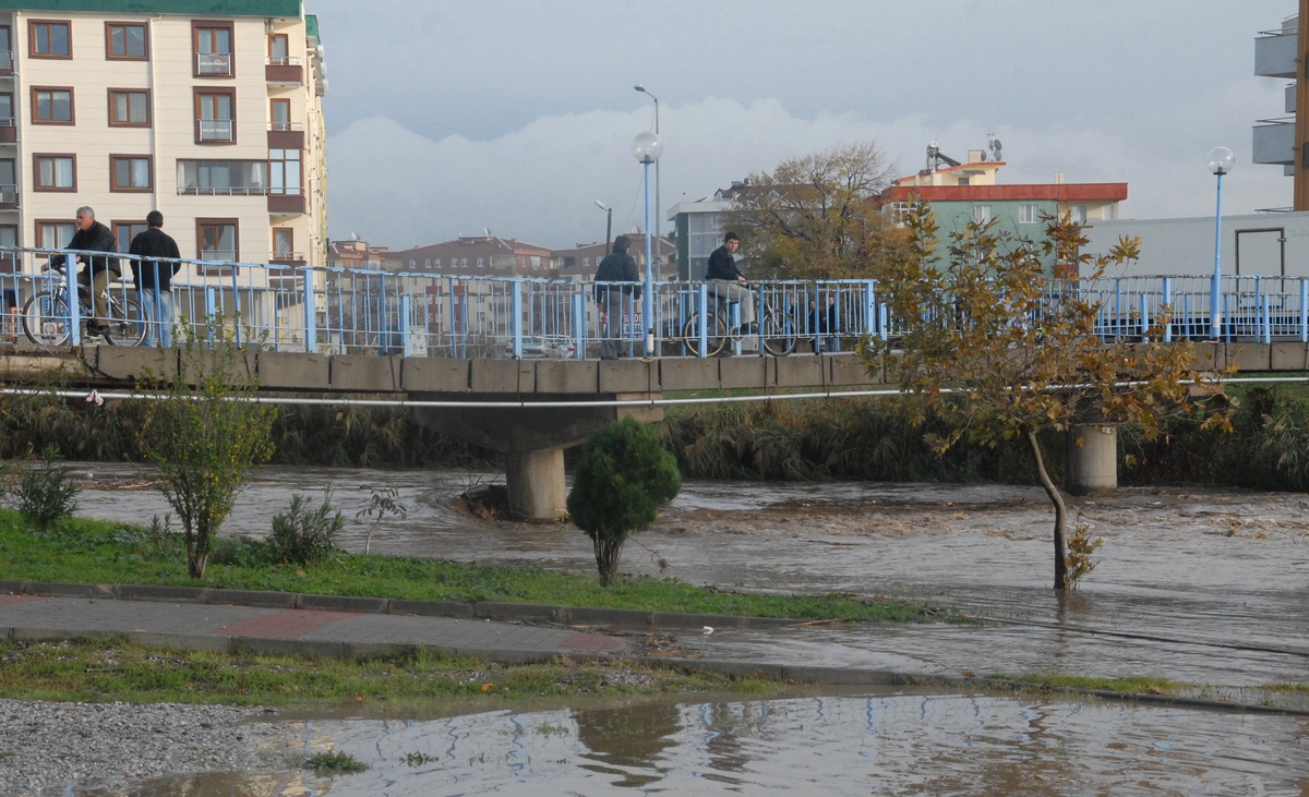 Yaya Köprüsünde Tehlike