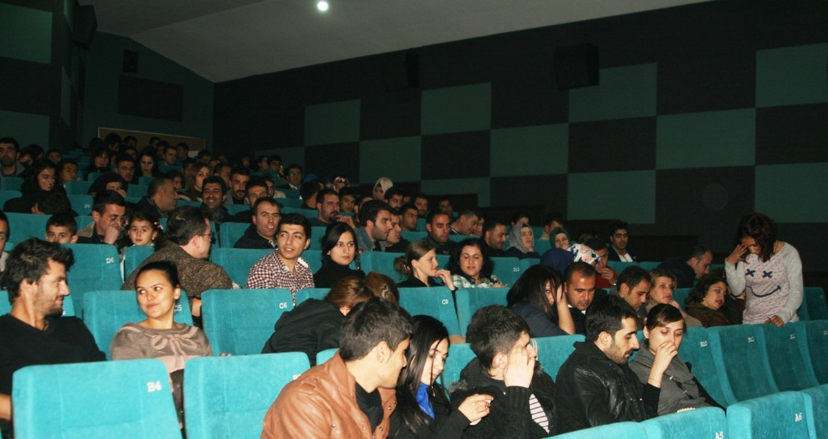 Van Gölü Canavarı Filmi Sinemalarda