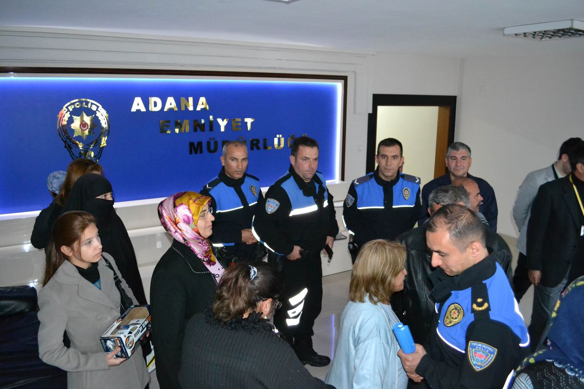 20 Bağımlı Genç Polisle Hayata Tutundu