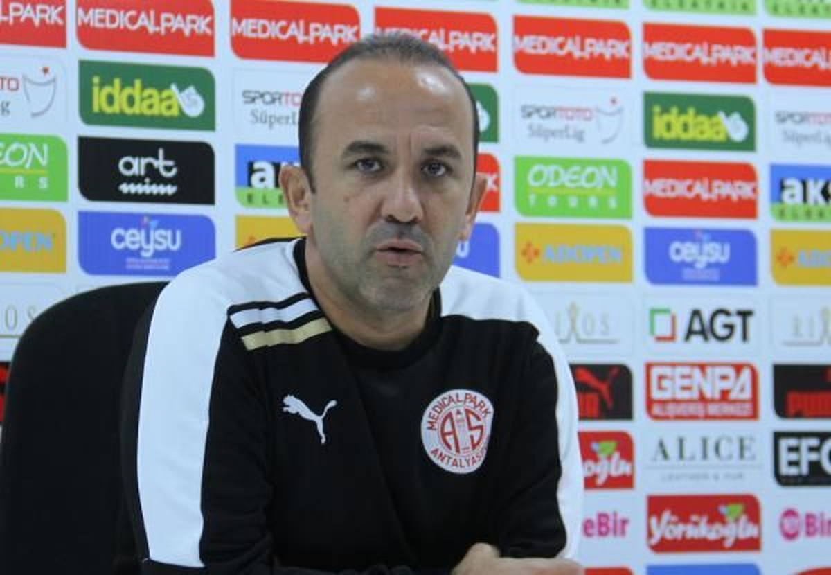 Antalyaspor - Mersin İdmanyurdu Soyunma Odaları