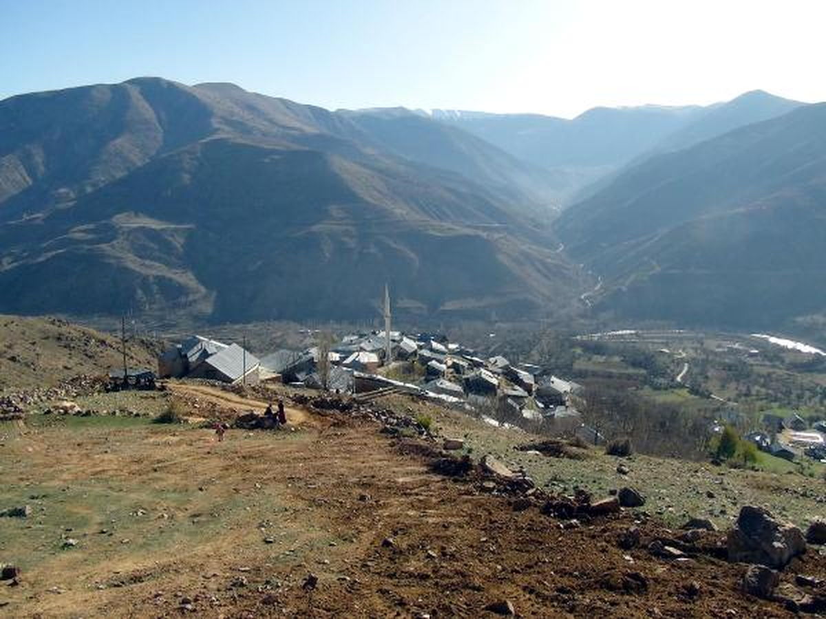 Bademli Köylülerinin Davul- Zurnalı Su Sevinci