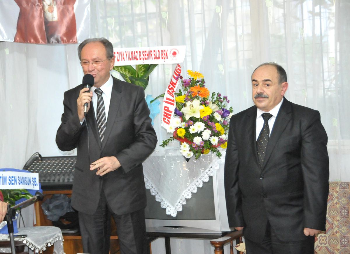 Başkan Burma, Pir Sultan Abdal Derneği\'ni Ziyaret Etti
