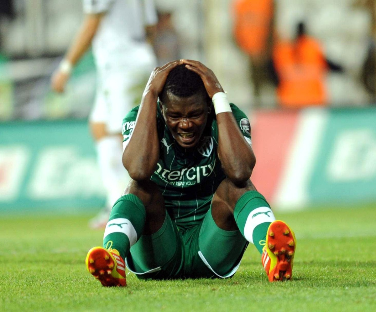 Bursaspor\'da Kan Kaybı Sürüyor