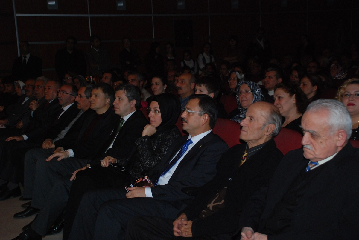 Büyükşehir, Değerlere Sahip Çıkıyor