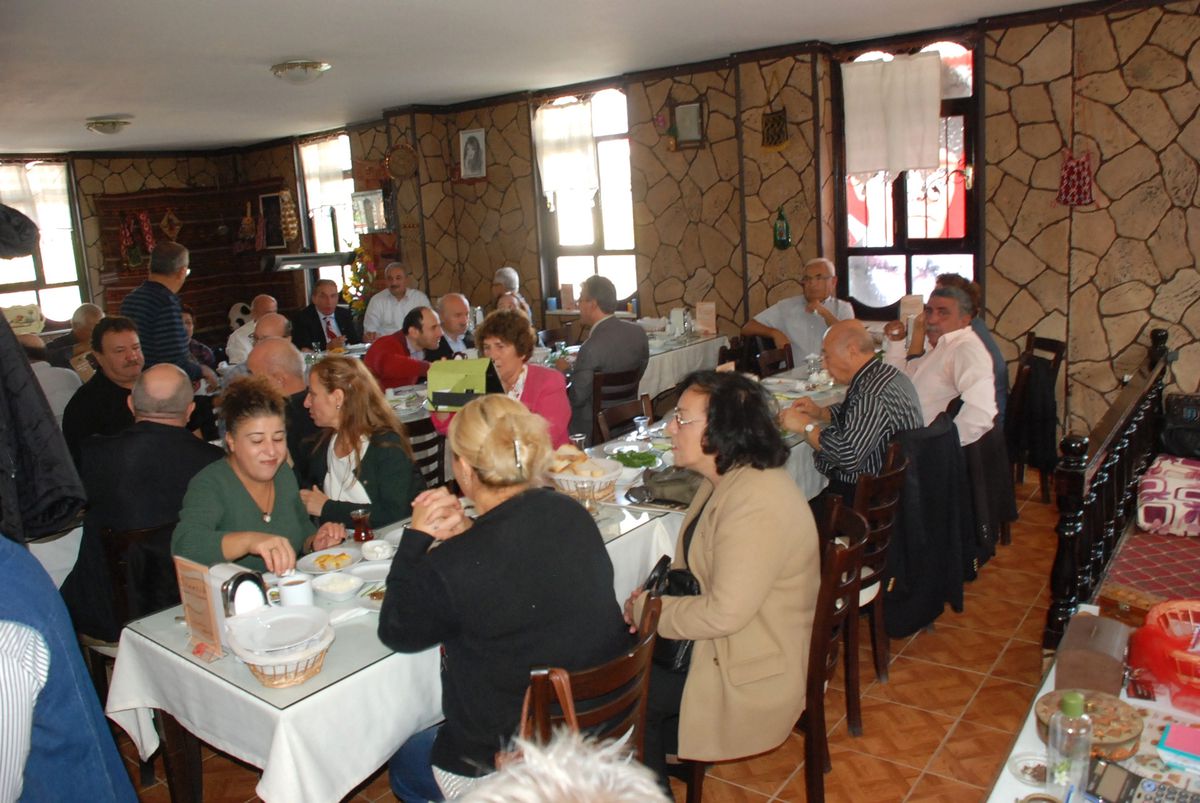 Didim Add\'de Yeni Üyelere Rozet Takıldı