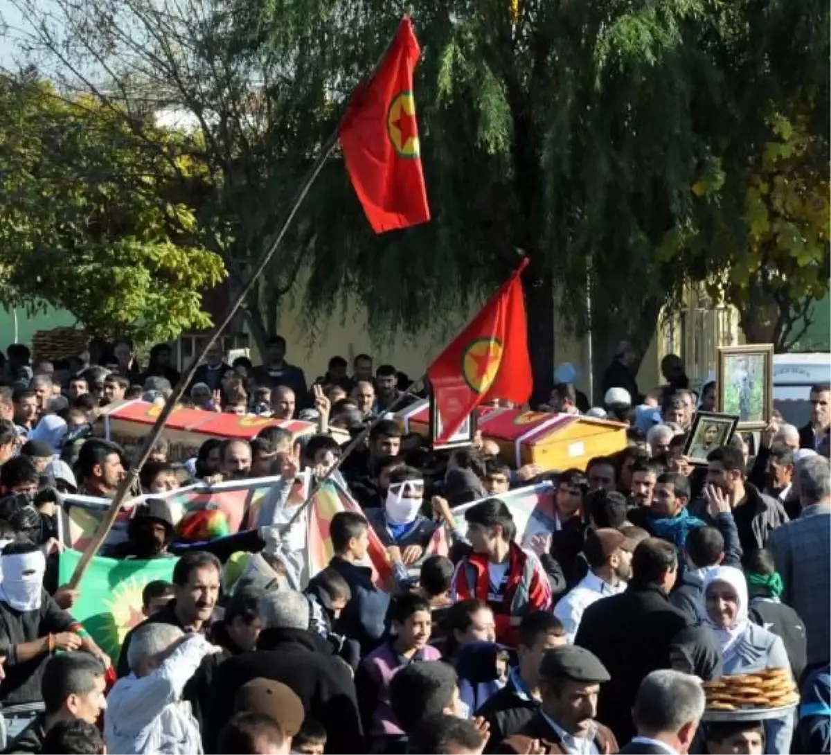 Diyarbakır'da Terörist Cenazesinde Olay