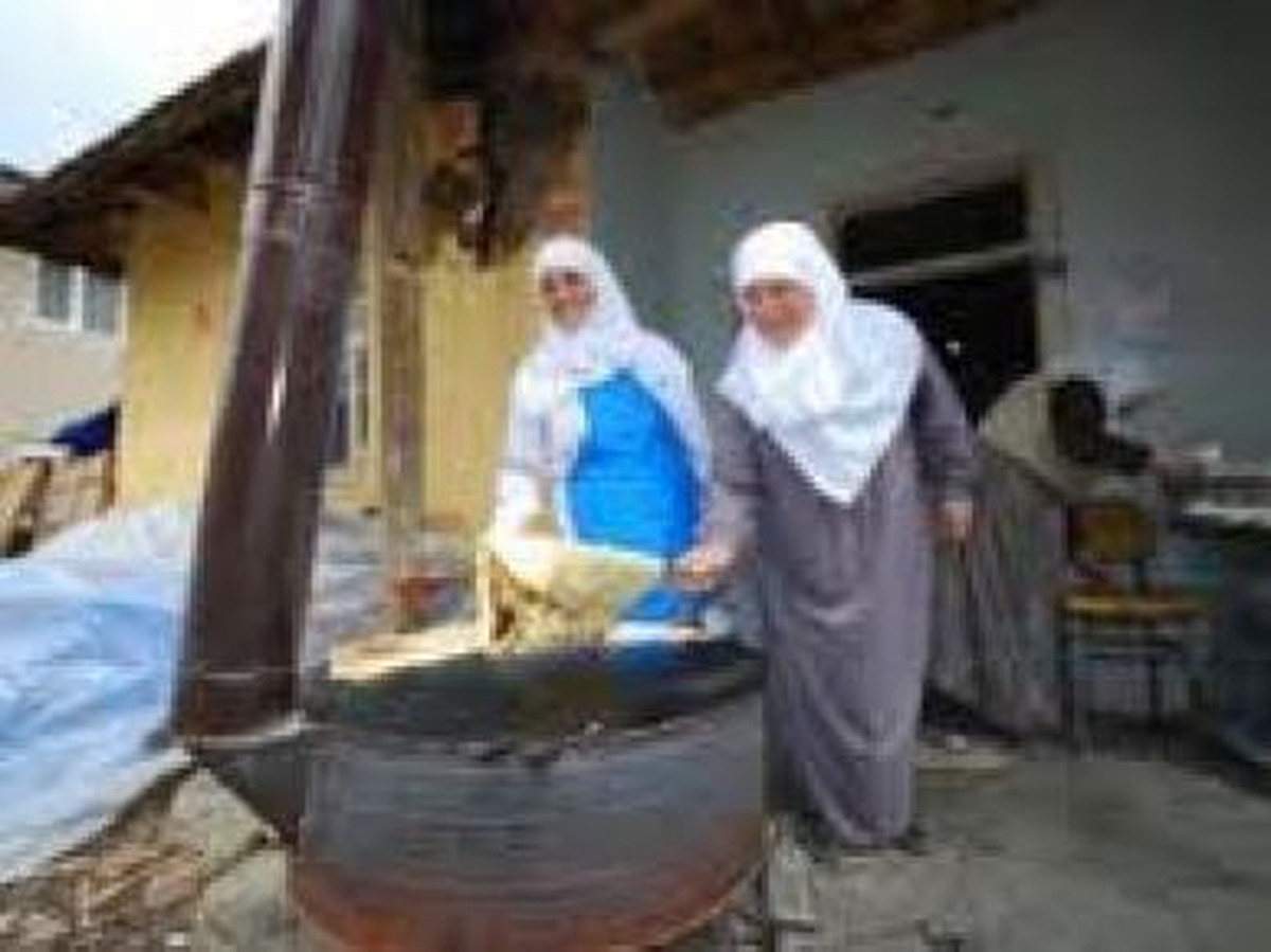 Eğitime Gönül Veren "Ana Yürekleri"