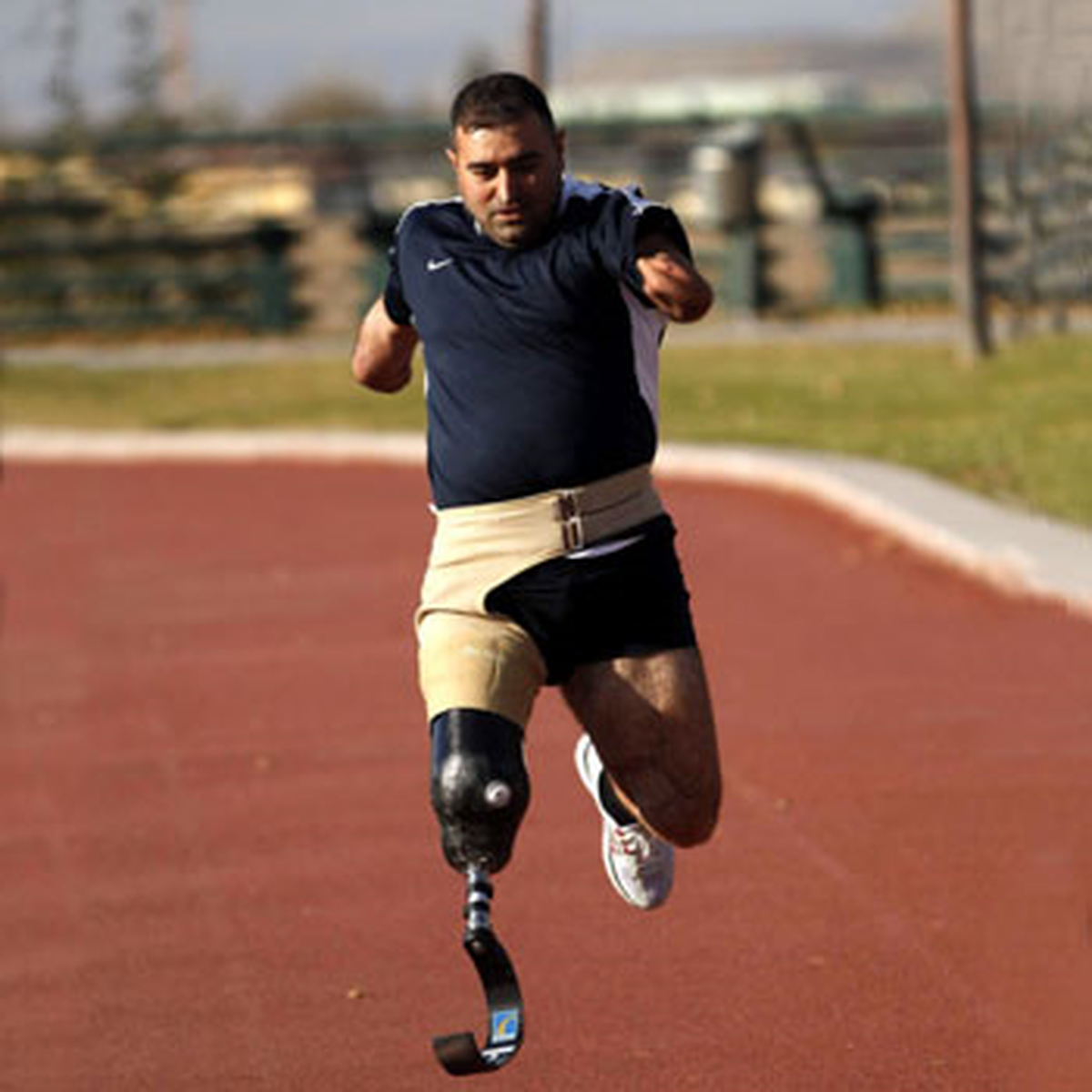 Engelli Gazi, Hayata Koşarak Tutundu