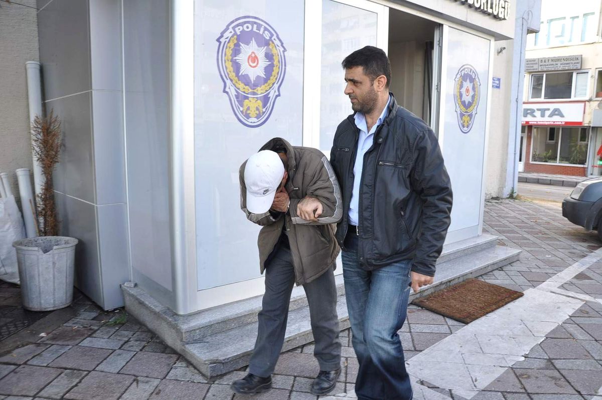 Evden Hırsızlığa Dört Yıl Sekiz Ay Hapis
