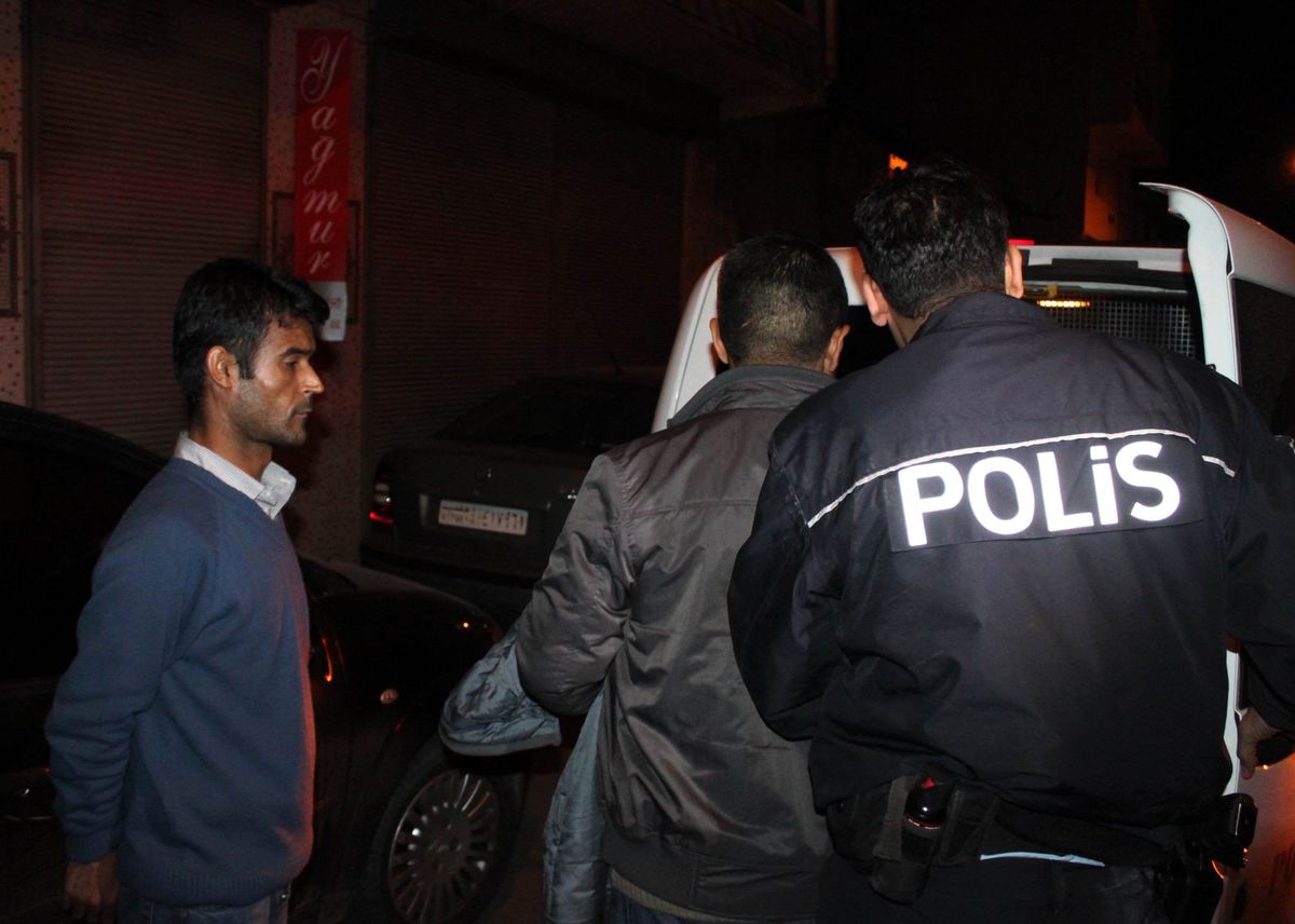 Hırsız Sandılar, Kaçak Çalışan 4 Suriyeli Çıktı