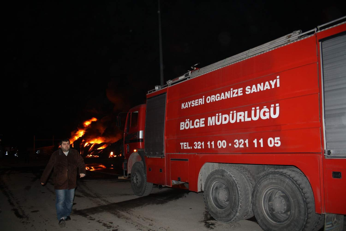 Korkutan Fabrika Yangını