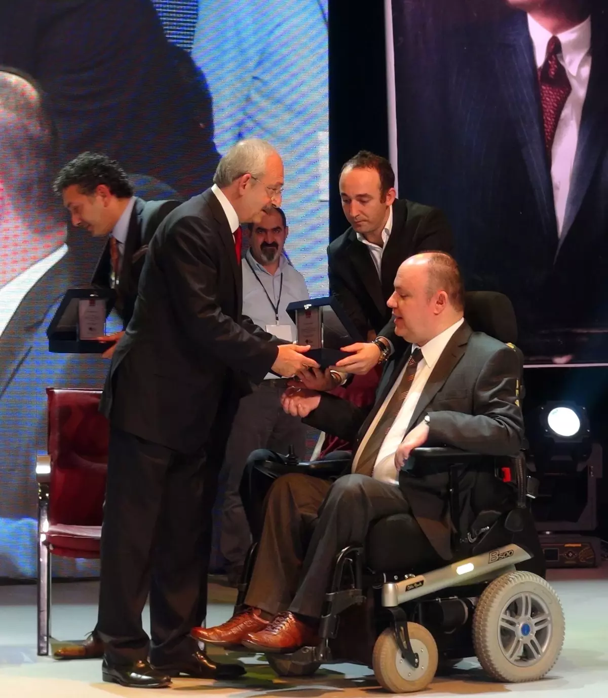 Kılıçdaroğlu \'Engelliler Yaşamda\' Etkinliğine Katıldı