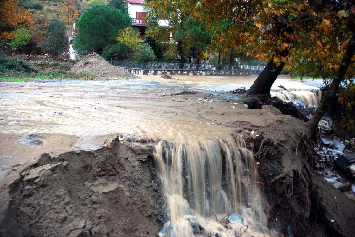 Marmara Adası Tekrar Sel Baskını Yaşadı