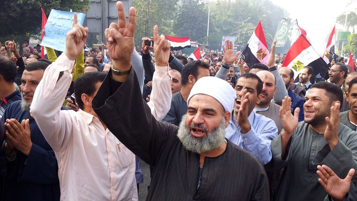 Mısır\'da Mursi\'ye Destek Gösterisinde 1 Kişi Öldü 24 Kişi Yaralandı