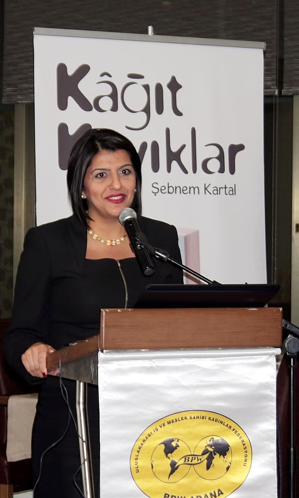 Özden: "En Önemli Engelimiz Mobbing"