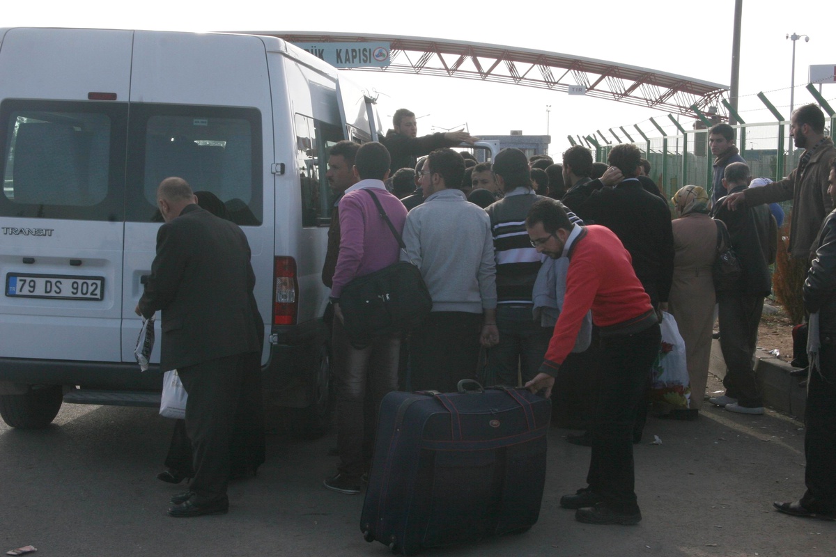 (Özel Haber) Kilis\'te Oturan Suriyeliler, Ülkelerine Dönüyor
