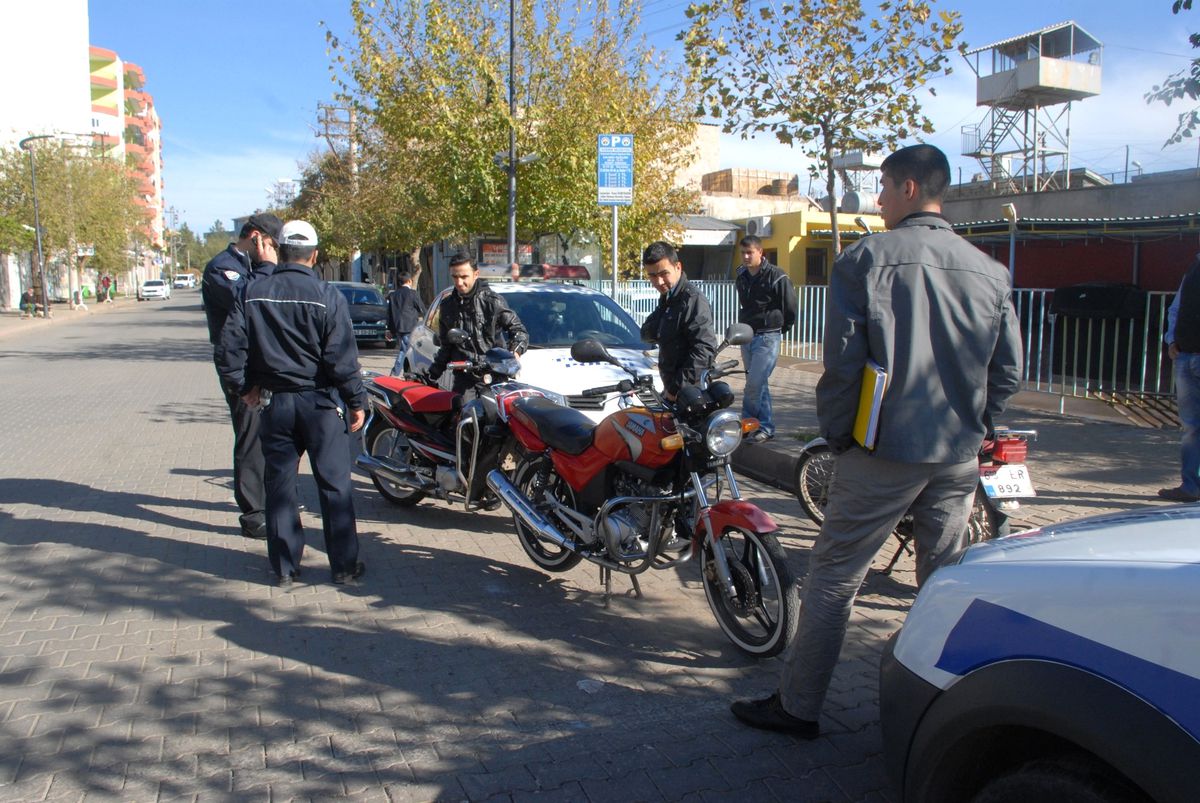 Siverek\'te Motosiklet Uygulamaları Devam Ediyor