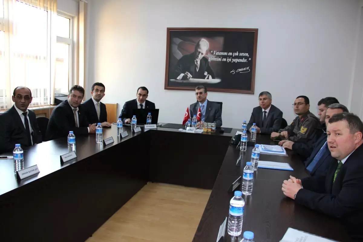 Vali Savur, Kurucaşile'de Brifing Aldı