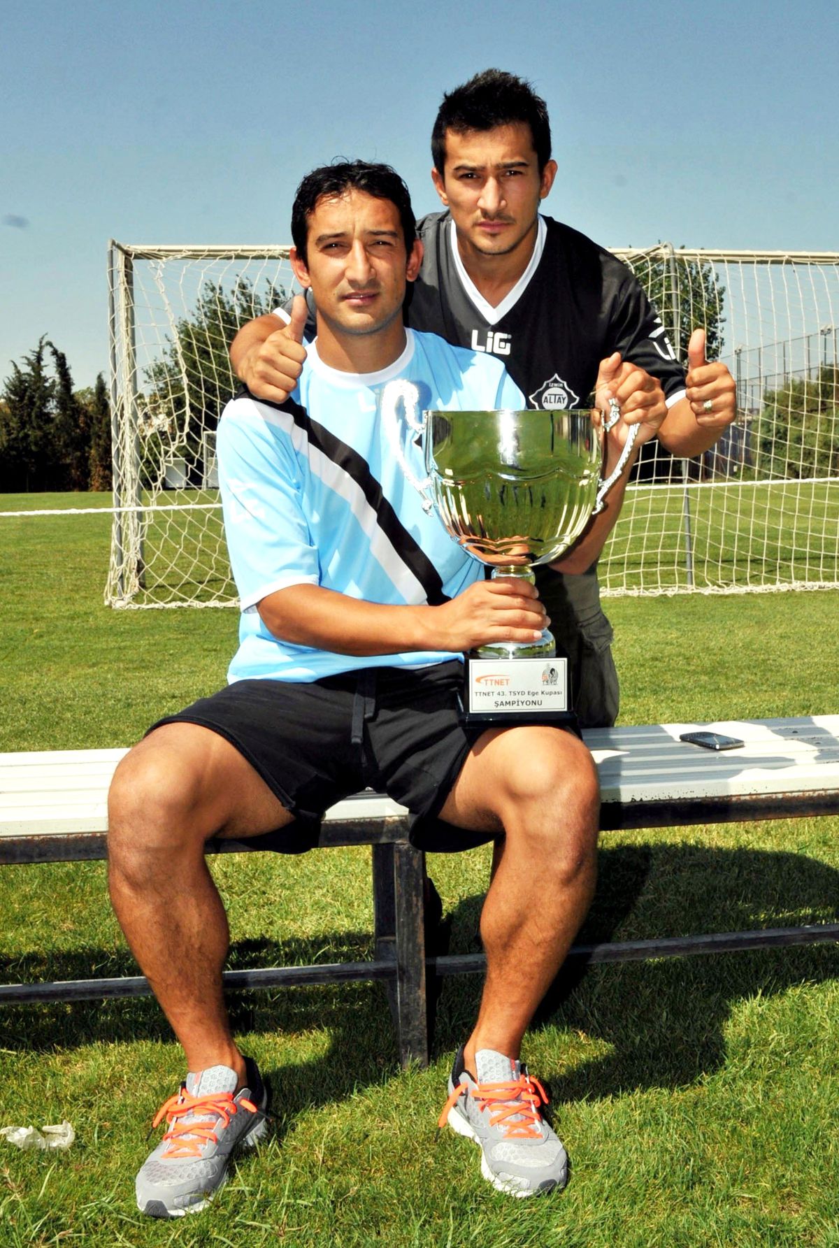 Altay, Teknik Direktör Beyhan Çalışkan ve Oyuncu Serhat Akın\'la Yollarını Ayırdı