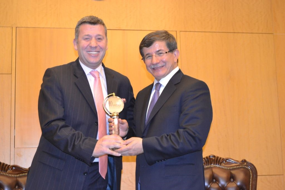 Bakan Davutoğlu Metin Şentürk\'ü Kabul Etti