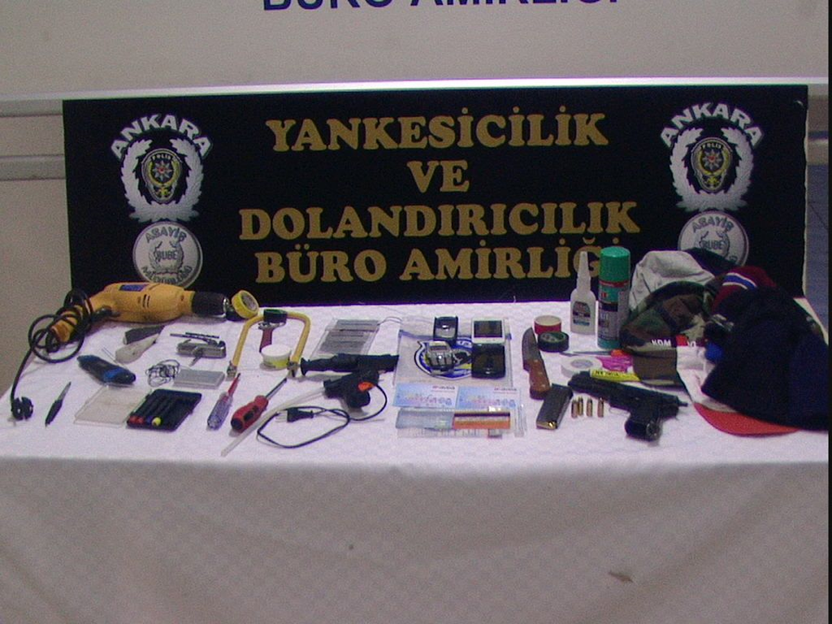 Bankamatik Fareleri Yakalandı
