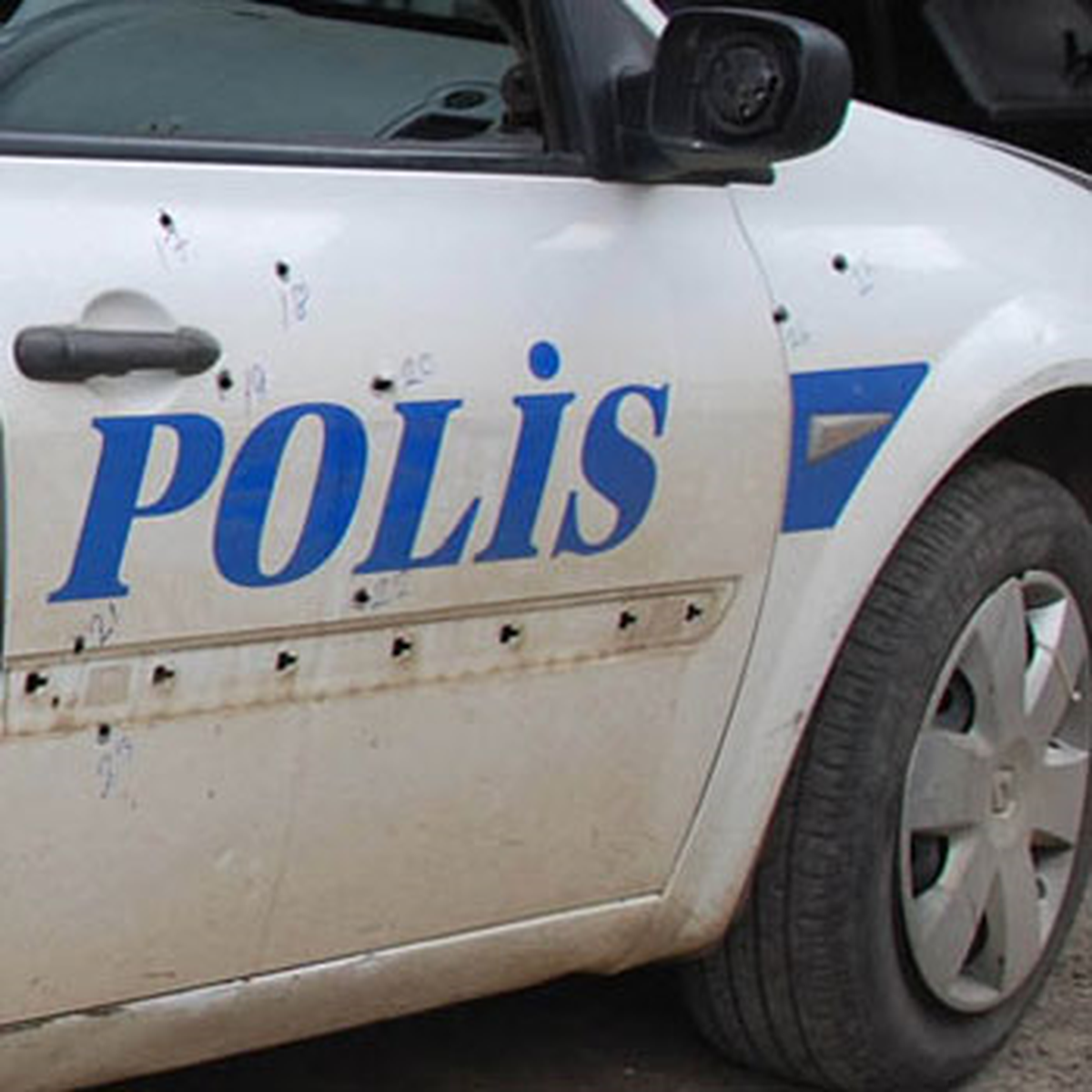 Batman\'da Polis Aracına Silahlı Saldırı