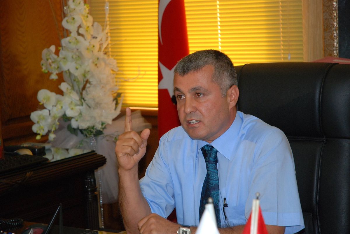 Belediye Başkanı Sözen\'den Protesto