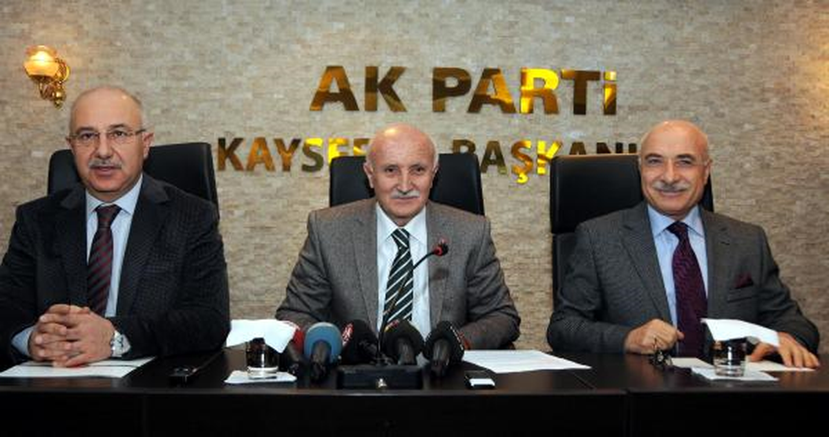 \'Biz Üç Kel Milletvekiliyiz"Diye Espri Yapıp Yatırımları Açıkladılar