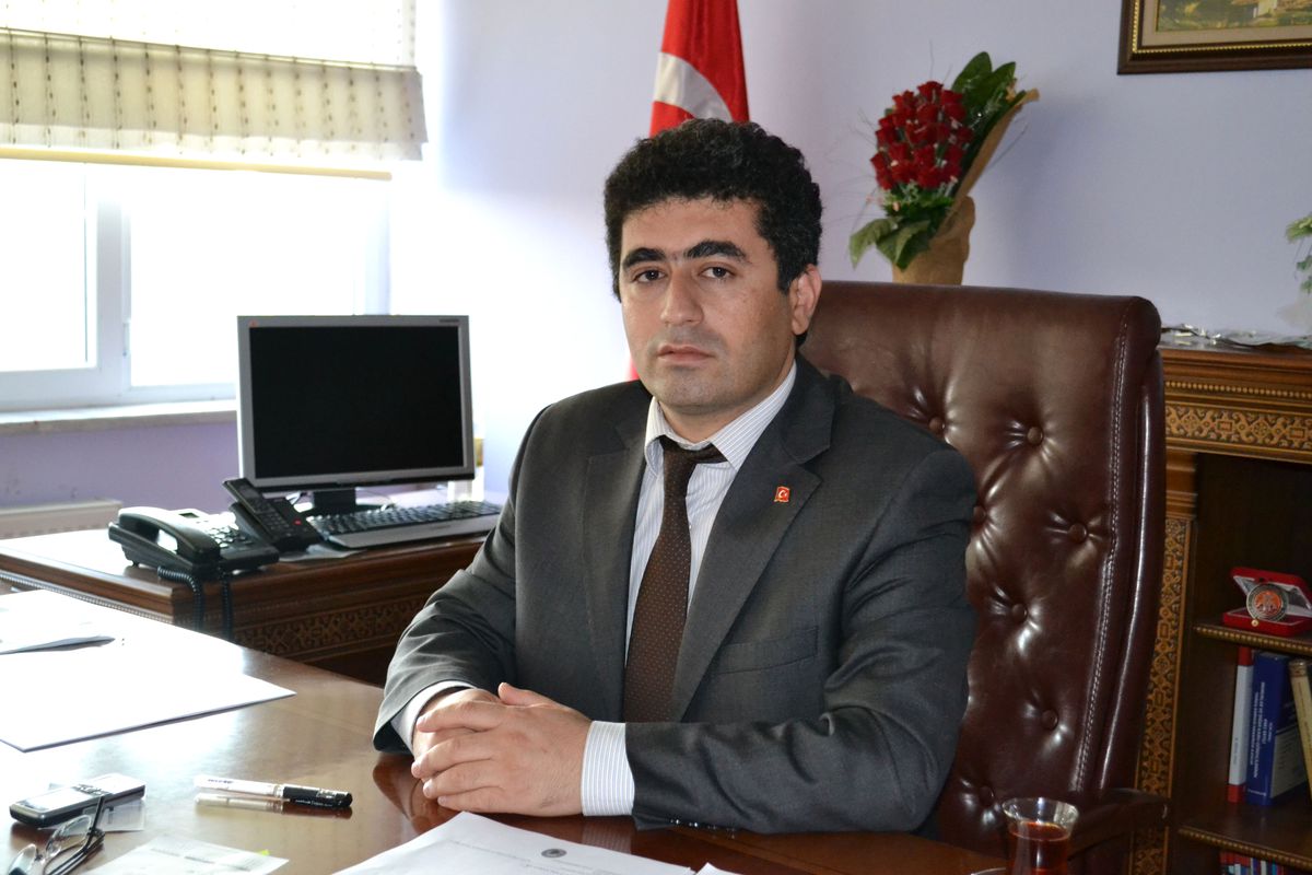 Damal Kaymakamı, 4 Kişilik Ekibi Avusturya\'ya Gönderiyor
