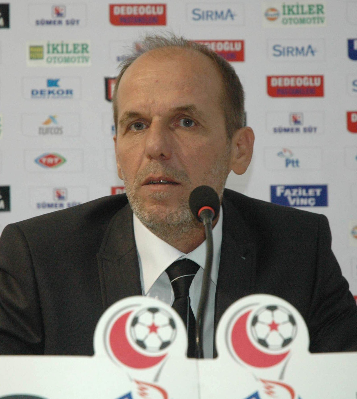 Denizlispor Kaçan Puanlara Yanıyor