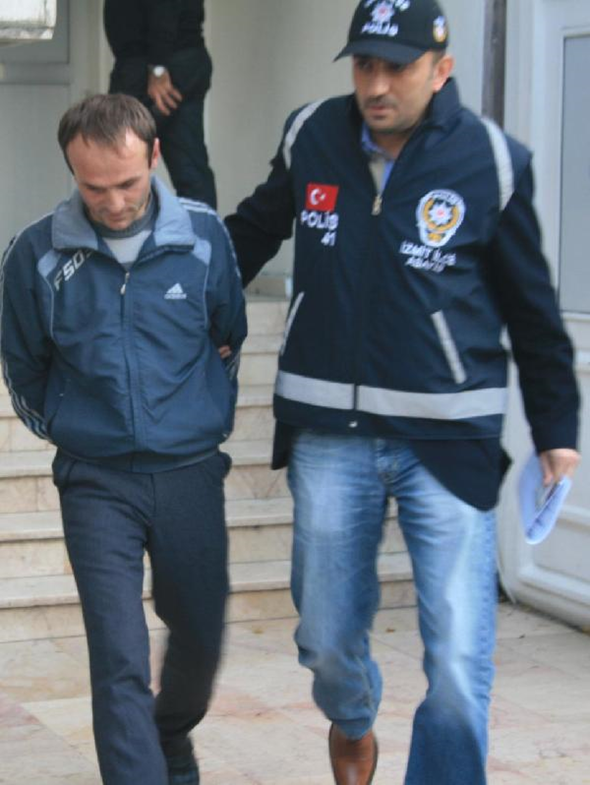 Eşinin Tecavüzle Suçladığı Koca Gözaltına Alındı