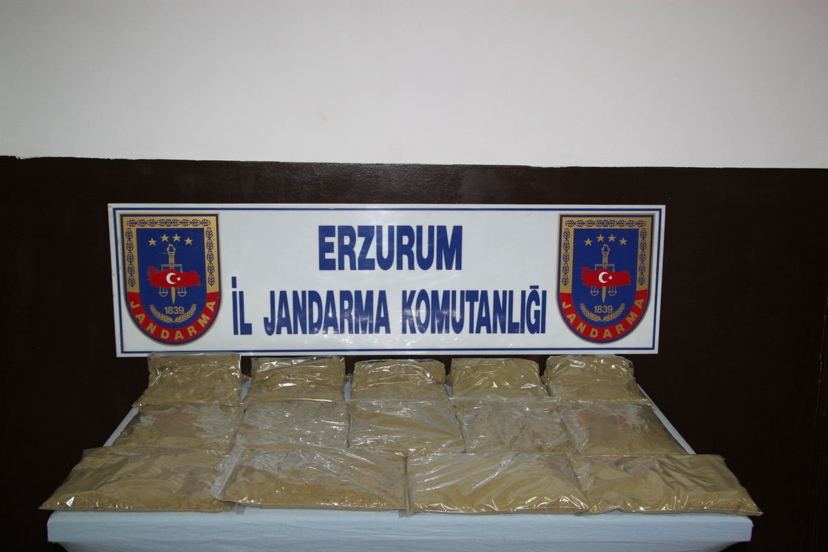 Jandarma\'dan Esrar Operasyonu