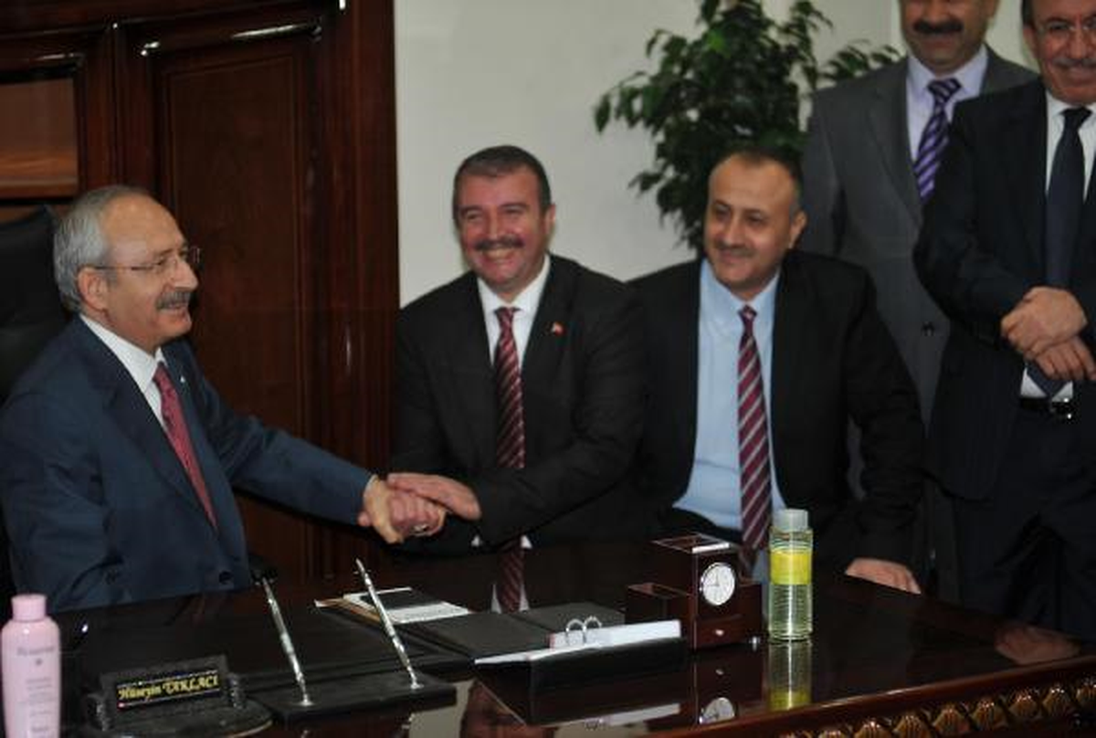 Kılıçdaroğlu: Türkiye\'de Siyaset Kurumunun Halka Hesap Vermeye İhtiyacı Var