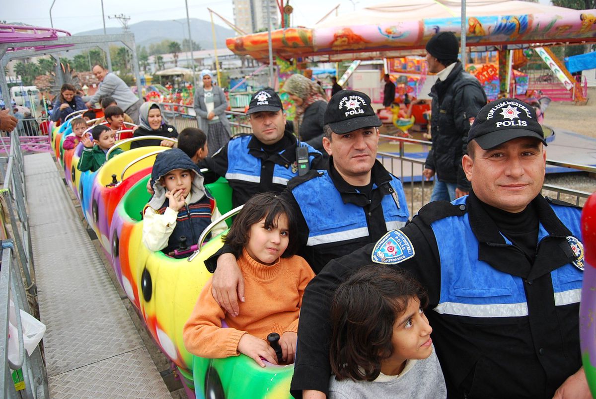 Kozan\'da Engellilere Lunapark Jesti