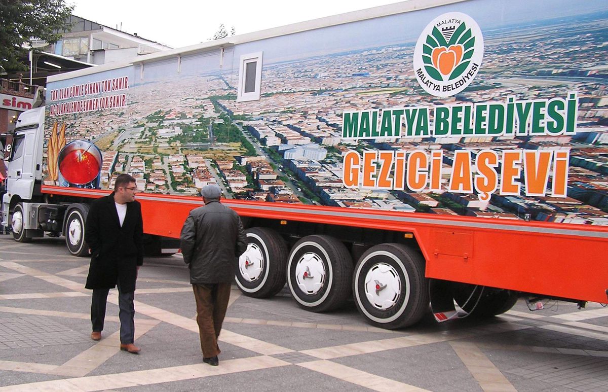 Malatya Belediyesi, Gezici Aşevi Tır\'ını Sergiledi
