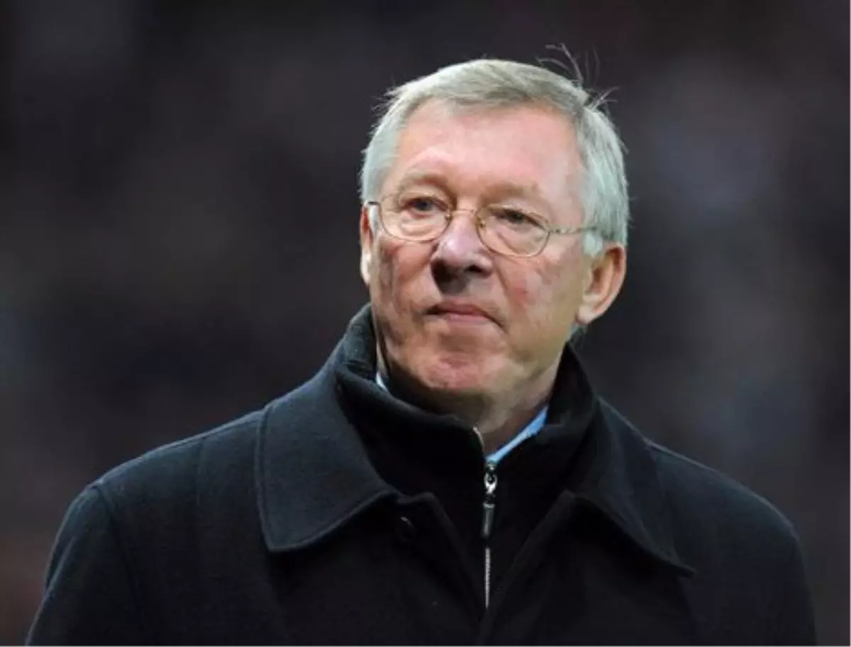 Menajer Ferguson\'dan Meslektaşı Mourinho\'ya."Onun İlk Basın Toplantısını Hatırlıyorum, \'Kendini...