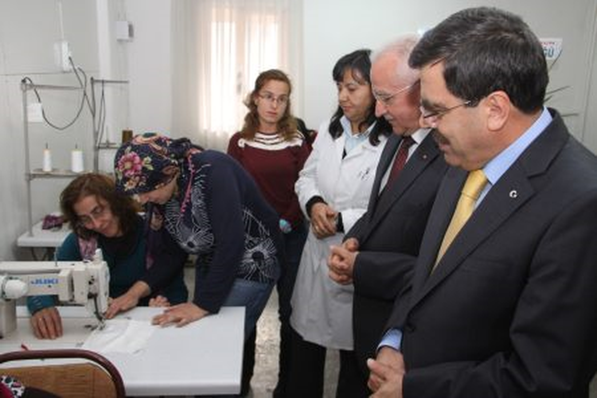 Özürlüler Meslek Öğreniyor