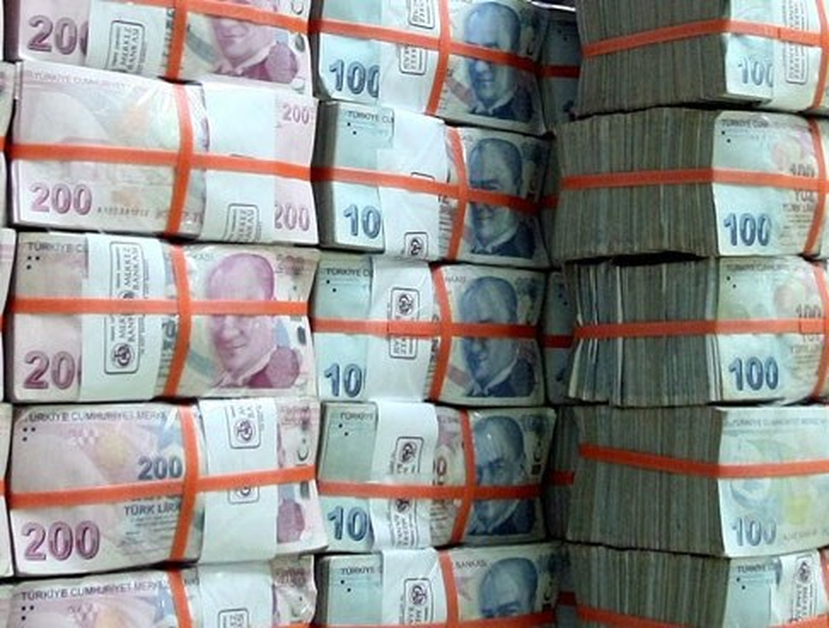 Piyasa Güne Artı Rezervle Başladı