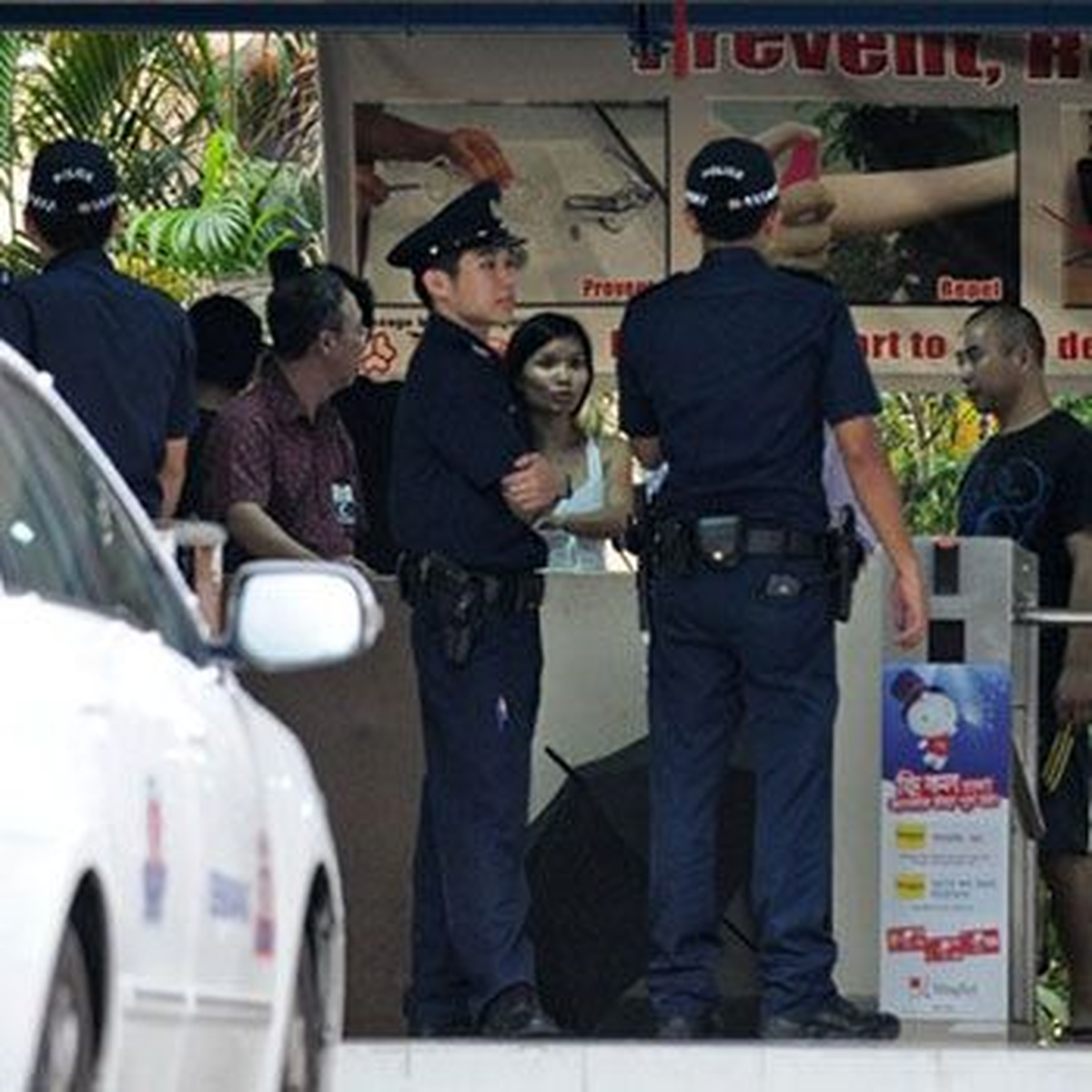 Singapur\'da Çinli Otobüs Şoförlerinin Grevi