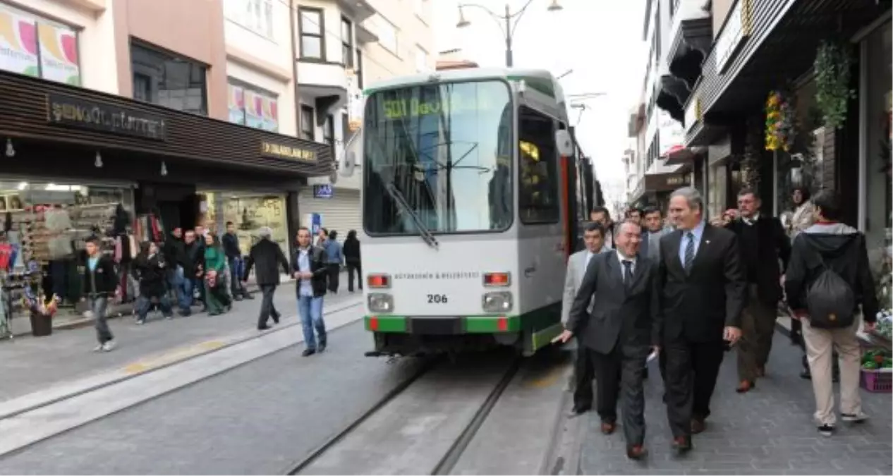 Tramvay Günde 7 Bin Yolcu Taşıyor