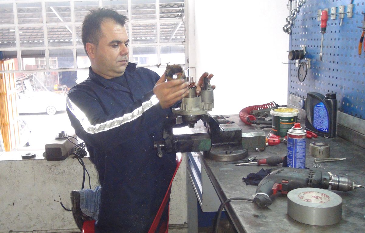 Tüm Engelleri Aştı Yasalara Takıldı