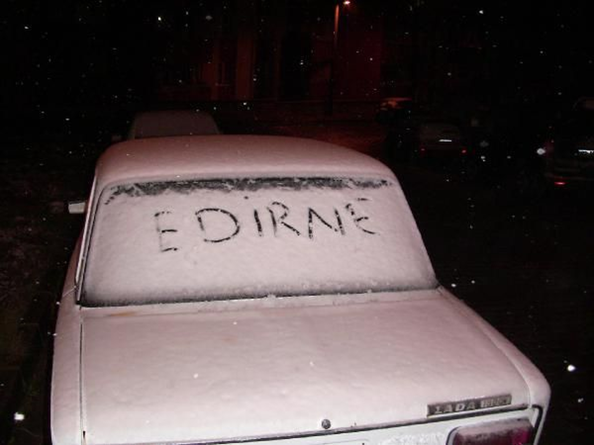 (2) Edirne\'de Kar Yağışı Başladı