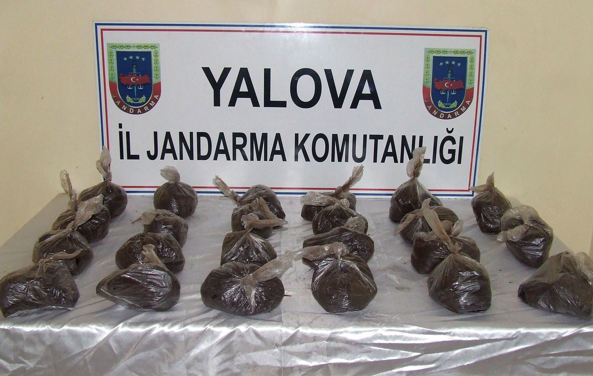 Ağaçların Arasında 23 Kilo Eroin Bulundu